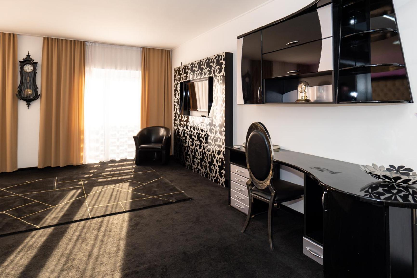 Titan Centrum Apartman Nyíregyháza Exterior foto